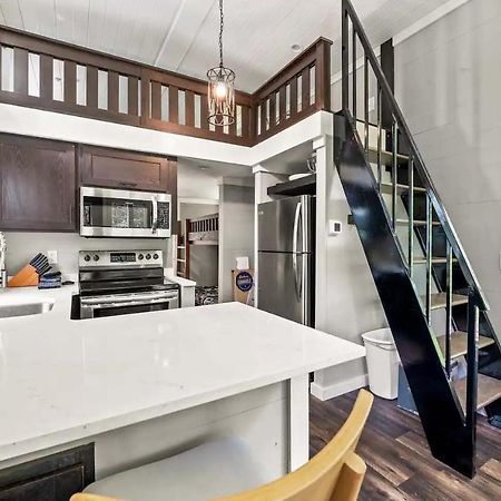 Crescent Moon Cabin Villa Sevierville Bagian luar foto