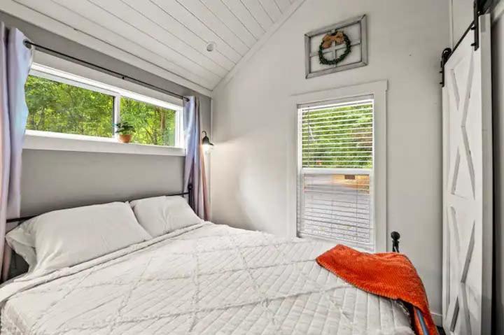 Crescent Moon Cabin Villa Sevierville Bagian luar foto